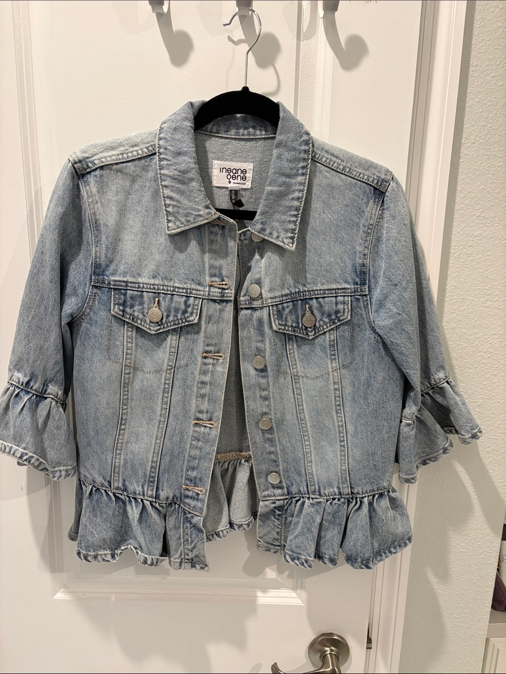 inēne gene Light Wash Ruffle Hem Denim Jacket
